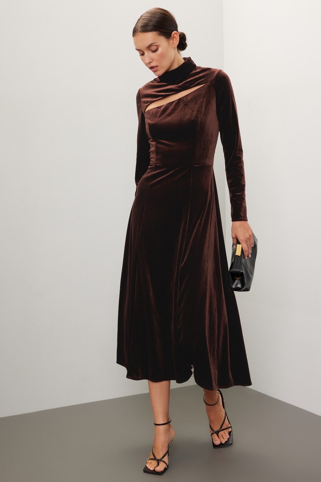 Rene Ruiz Brown Velvet Long Sleeve Cut Out Midi Cocktail Dress Size 0